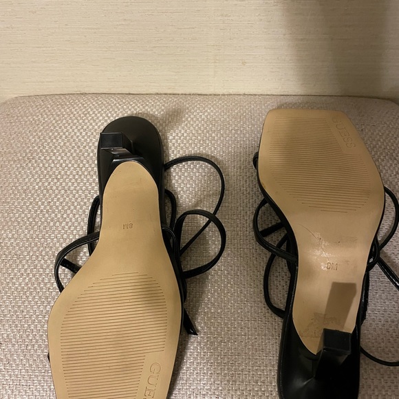 Guess dress sandals - Picture 4 of 9